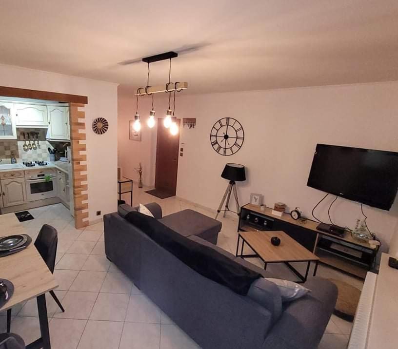 Appartement Cosy Style Industriel Bourges Exteriör bild